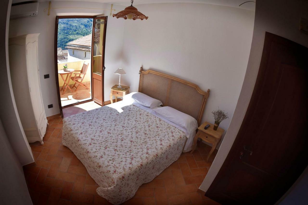 Il Giardino Di Julia B&B Тортора Экстерьер фото